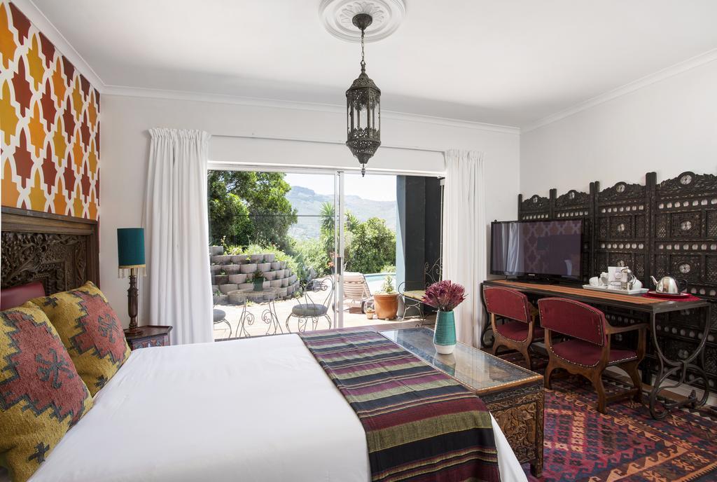 Poseidon Guest House Hout Bay Exterior photo